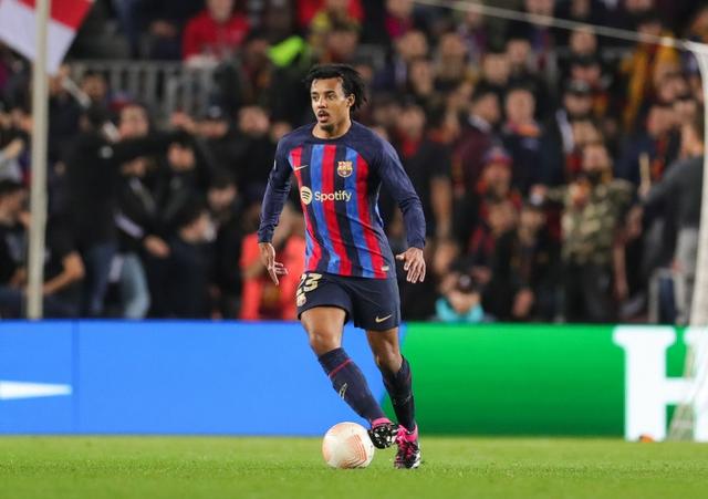 常出色, 一次孤立的, 映了他对足 常出色, 一次孤立的, 映了他对足