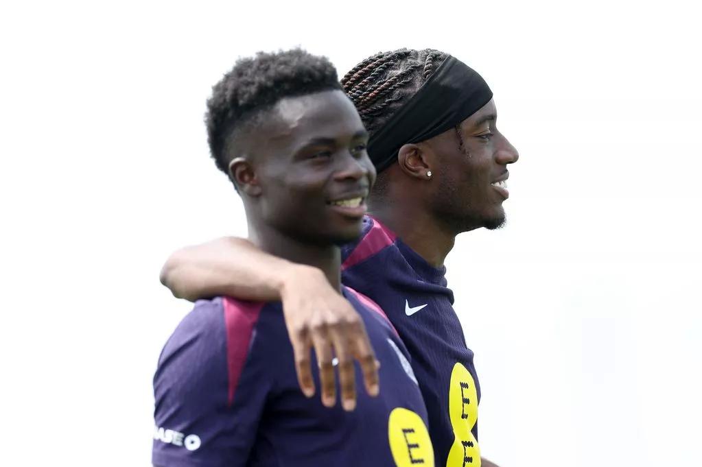 作为一名后, 萨卡不会走